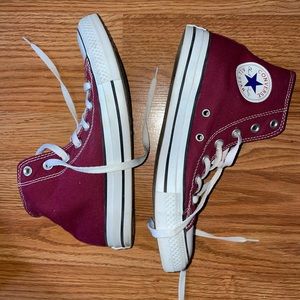 Hardly worn Converse!